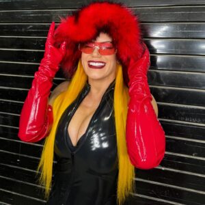 Kira Magnin-Forster Instagram - 🍒🍋 Now serving cherry lemonade @aew @ringofhonor 

💄 @dear.salem @aewglam 
📸 @lexynair