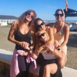 Kira Miró Instagram - La amistad que te carga las pilas!!! Gracias mi pozo querido por este reencuentro que tanto necesitaba! Mes neñas leeeendaas...#lashamo #amistadlibertad