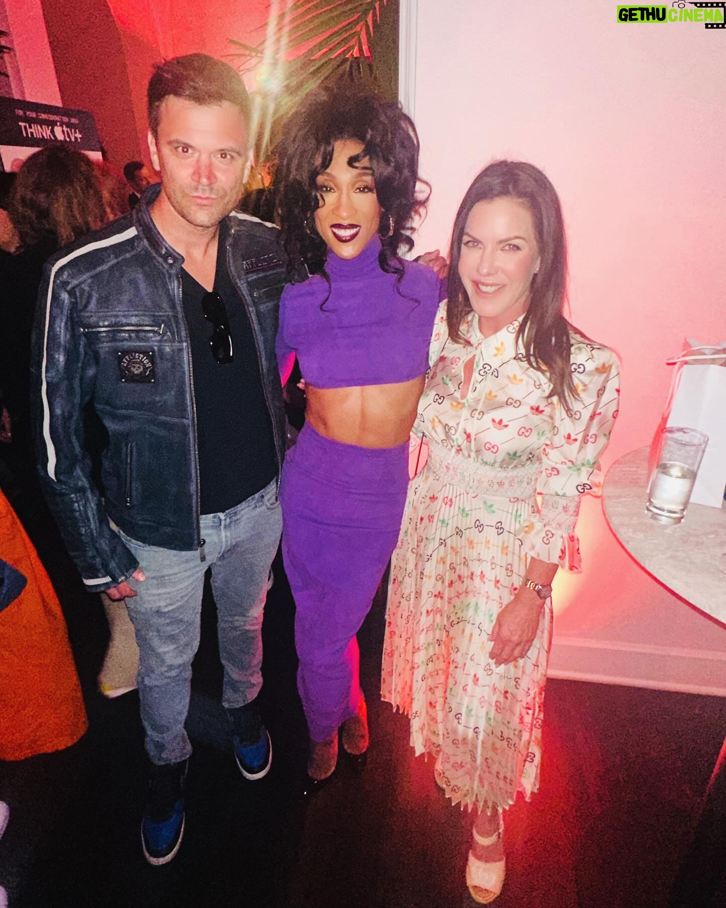 Kira Reed Lorsch - 2.9K Likes - #Loot @televisionacad party presented by @appletv
#FYC
#AppleTV
#michaelajaƩrodriguez
#kirareedlorsch
#kashhovey
#lynkpr
#onairwithkash