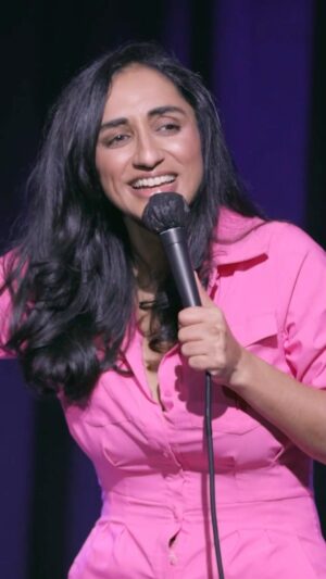 Kiran Deol Instagram - To be fair, Ive sobbed over less. You!? 🐳🤦🏽‍♀️✨😂

💌 My mailing list helps me know what cities to tour next. Sign up, lmk, and get tkt promos! 

#girl #therapy #family #comedy #food