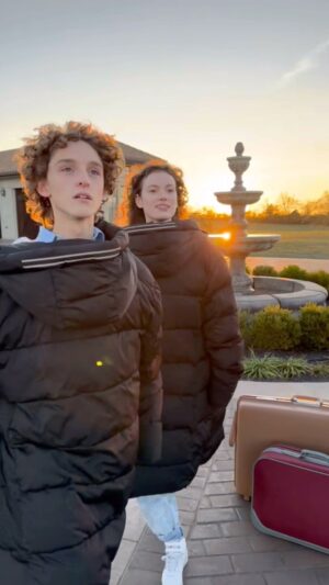 Kirrilee Berger Instagram - Unsung Hero is available now digitally on Amazon, YouTube and Apple TV. In honor of this, here’s some never before seen BTS footage. I cannot wait for all of you to experience the film at home with your family and friends. I pray it brings you all hope. I pray it brings you closer together. 

My third and final single off my debut album Fourth Of July is available now wherever you stream your music.