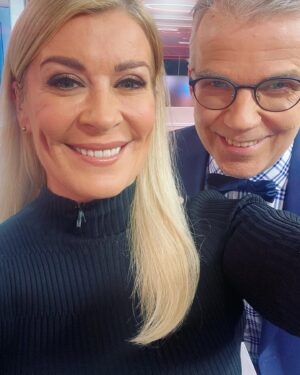 Kirsi Alm-Siira Instagram - Sano Kekkulille moro!