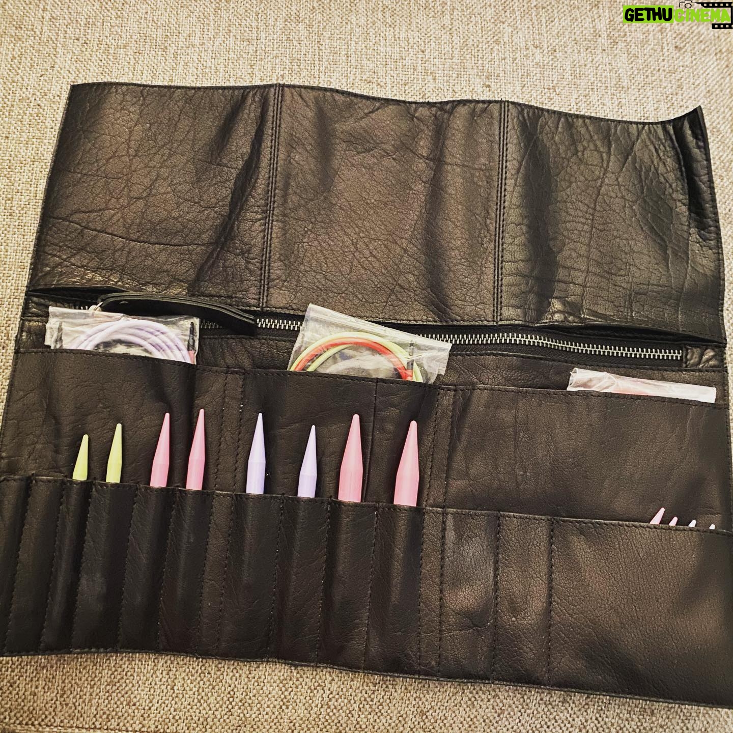 Kirsten Storms Instagram - Sitting on the couch enjoying my morning coffee and I thought I would share with you guys a few of my favorite knitting and crochet items! ☺️ 1st is one of my @muudliving project bags. I have several project bags from this company and they are all incredible. This bag is the “Stavanger” style. It has exterior zip pockets on both sides and interior pockets as well! It comes with an adjustable strap so you can carry it on your shoulder or crossbody. There are 2 zippers on the top and a snap closure at the end so you can absolutely have your yarn closed inside while you work on your WIP. It’s also made of the most stunning buttery soft leather. 🥰 If you’re looking for a quality project bag that will last for YEARS, these bags are where it’s at. @muudliving bags are available (without international shipping) at UniversalYarn.com (@universal_yarn)!! Next up, one of my FAVORITE yarns. “Hometown” yarn by @lionbrandyarn. One of my current WIPs (there are quite a few 🤦🏼♀️) is a @loopymango cardigan, for my sister, with this yarn. It’s a “super bulky” yarn, it is SO soft and a lot of fun to knit or crochet with. Next is my @muudliving needle case. It holds my @deniseinterchangeables (sets available at a VERY reasonable price on Amazon) knitting needles PERFECTLY. The case has pockets for the cables, as well as a large zip pocket for stitch markers, yarn needles and all the other goodies I might need. 🙆🏼♀️ Last up, my go-to books for all answers on knitting and crochet. “The Knitting Answer Book” and “The Crochet Answer Book”. It says on both books “Answers to every question you’ll ever ask” and I’ve found that to be true. 😬 (I usually have a lot of questions) Includes easy to understand illustrations and gives both left and right handed instructions. 👏🏻👏🏻👏🏻👏🏻 Both available on Amazon. Comment below if you have questions about any of the items posted here! As usual, this is not an ad. These really are some of my faves. ♥️