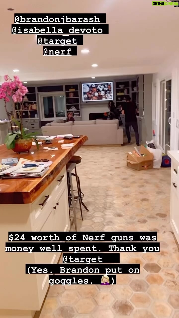 Kirsten Storms Instagram - Throw back to that one time I brought @nerf guns to Brandon and Isa’s house.