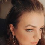 Kirsten Storms Instagram – Who is LOVING their hair today? 🙋🏻‍♀️ (side note: still feels weird to select the brunette emoji)  hair by: @abrahamjosephr 💕