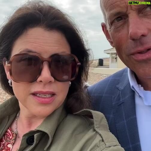 Kirstie Allsopp Instagram - This week’s insta live form the madness that is @philspencertv and I on @c4locationsofficial 😘😜🍿