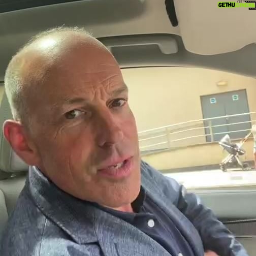 Kirstie Allsopp Instagram - Preview of our road trip 😜@philspencerTV