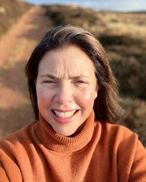 Kirstie Allsopp Instagram - Wonderful day on my annual trip to @glendyecabinsandcottages. I always say the same thing, I cannot recommend this place more 🏴󠁧󠁢󠁳󠁣󠁴󠁿#Scotland #walking