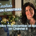 Kirstie Allsopp Instagram - It’s tonight! 🎅☃️🎄🎄🎄🎄and then every day Monday to Friday for TWO weeks! Tonight is at 8pm, and then our glorious competition show is at 5pm from Monday. Look out for my little nephew Jasper and brilliant cousin Stella, and a whole host of others including @GlacialArt1 @mrlyan @harrietsayshi @twiggstudios @cookinboots
