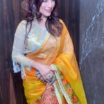 Kishori Shahane Instagram - “Elegance meets fusion: Embracing the cultural blend in this stunning Indo-Western saree ensemble.”💫💫 Makeup- @poonie_makeover Attire - @destyle_by_rasika Videography- @hrphotography_5 Managed by- @thegrowthmediaa @maharashtratimesonline #matasamaan2024#event #indiwesternglam#glamvibes #kishorishahane #trending #instagood #instagram #instalike #insta #awards