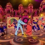 Kishori Shahane Instagram - Zee Kutumb ke sadasya ne sajaayi holi ke rangon se sabse bade jashn ki shaam. Dekhiye #DanubePropertiesZeeRishteyAwards, sirf kahin bhi kabhi bhi @zee5shows par. #ZeeRishteyAwards2024 #ZRA2024FullPerformance @bandhan_bank @danubeproperties @cadburydairymilkin @garnierindia @rajdhaniworld @himalaya_facecare @colgatein @tide.india @maggiindia