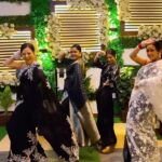 Kishori Shahane Instagram - Hopping on the trend is our favourite business! 😬 #kmtmg #zeetv #kishorishahane #mohinisapnani #deekshasonalkar #hemangikavi #trendingreels Kaise Mujhe Tum Mil Gaye, Zee tv, daily soap, black saree, theme