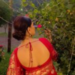Kishori Shahane Instagram – Reel on this evergreen song .. happened very spontaneously…
I was nostalgic while shooting for my serial Kaise Mujhe Tum Mil Gaye at Chandivili Studios..when I recalled memories of Shooting of my very famous song Rutu Astana… from Maza Pati Karodpati … with legend Ashok Saraf and Actor Director @sachin.pilgaonkar ..
Marathi Connection..🤗❤️
Watch Kaise Mujhe Tum Mil Gaye daily on ZeeTv at 10 pm @zeetv 

Video by @priyatuljapurkar 

#marathi #marathimulgi #kishorishahane #marathireels #zeetv #kaisemujhetummilgayi #kaisemujhetummilgaye #tv #tvshow #trending #reels #reelsinstagram #reelitfeelit #viralreels #instagram #instalike #instagood