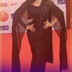Kishori Shahane Instagram – अभिनेत्री  @kishorishahane चा ग्लॅमरस अंदाज🖤

#kishorishahane #zeerishteyawards #rajshrimarathi