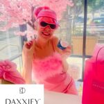 Kitten Kay Sera Instagram - I just broke up with Botox and tried @daxxify for the first time with @dr.stevensvehlak and @wendysvehlak - they have THE most PINK aesthetic at their medi spa @theaestheticsbarmb and Wendy is definitely a pink lover like me! I don’t want to do the big reveal until I get an after photo in about a week … 💗🌸💗🌸 VIDEO COMING 🔜 SOON 📷 by @wendysvehlak