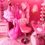 Kitten Kay Sera Instagram - 💗💅🏻 getting glammed up should be an experience- 💗💅🏻 I love @thepinkpalace_ !!!! It took me years to make it my own & im tickled pink with the outcome