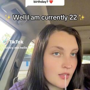 Kitty Cash Instagram - Ahhhhh loving all these “Breaking News” videos. Send me moreeeeeeee…y’all really want me to embarrass myself trying to do this dance?! 😹😹😽😽