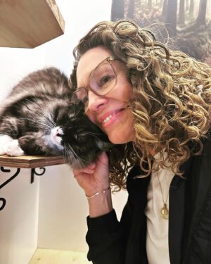 Kitty Flanagan Instagram - It’s my dream day! Got to be an official “cat cuddler” @ninthlifefoundation - a charity that takes in unwanted senior Kitties. (I may end up there myself, so thought I should check out the facilities) Still a lot of life and love in these gorgeous felines, they just need loving homes (except that last one - that’s my Sargey - he could probably use a break from his over loving owner.) Big shout out and thanks to Jules who owns and runs 9th life. She’s a crazy good cat lady. 💕😻