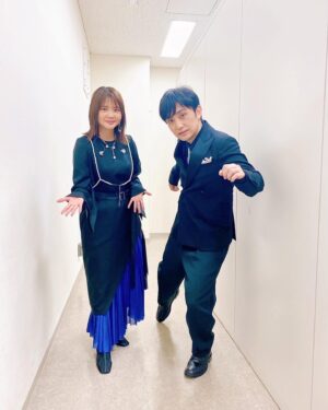 Kiyoe Yoshioka Instagram - JFA100周年セレブレーションにて、いきものがかりで出演させて頂きました🎉⚽️✨

「ブルーバード」と「⾵が吹いている」を歌わせて頂きましたよ🦅🍃

創立１００周年という記念すべき日を祝わせて頂き、大変光栄でした❗️

高校サッカーの応援歌「心の花を咲かせよう」を国立競技場の決勝戦で歌わせて頂いた時の事を思い出しました✨

#JFA100周年
#ブルーバード
#風が吹いている
#心の花を咲かせよう