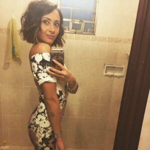 Klariza Clayton Instagram - Wedding selfie #anotherbathroomselfie #ineedtofindsomewhereelsetotakeselfies #kaycelwedding