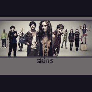 Klariza Clayton Instagram - Skins is 10 today!! Even to this day I feel so privileged to have been on the show and have meet the most amazing people I still hold so dear to me. And not to mention my squad 💁🏽👭 @kayascods @megartron @lucapasqualino @olliebarbs @k.prescott77