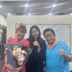 Ko So-young Instagram - 오랜만에 연극관람 ”여보 나도 할 말 있어“ Superwoman 윤미의 또 다른 모습😍 유쾌하고 현실감 있는 공연 #연극 #희노애락 #장동건 #사랑의열매 #가족