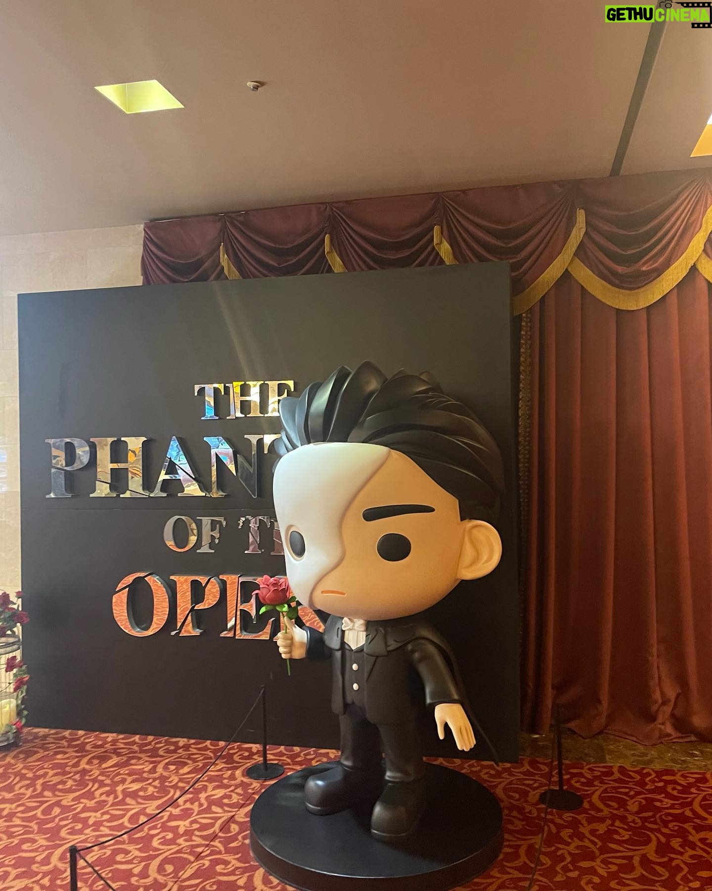 Ko So-young Instagram - 믿고보는 조승우!! 늘 감동주는 놀라운 능력자💙 #thephantomoftheopera #오페라의유령 #조승우배우님 #곰자