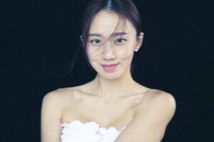 Ko Sung-hee Instagram - 🖤