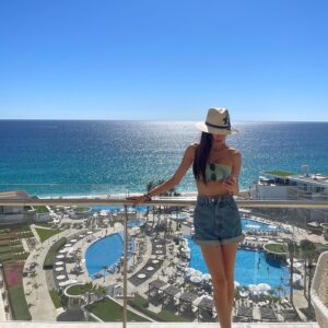 Ko Sung-hee Instagram - 👋🏻👋🏻👋🏻 🇲🇽 
memories of #loscabos #mexico