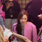 Ko Sung-hee Instagram - 안녕, 뜨겁게 사랑한 나의 ”차나래“ 그리고 우리 모두의 전부였던 ”가우스전자“ 💗 저는 아직 온전히 다 보내지 못했지만, 마지막회까지 함께해주신 모든 분들께 정말 감사드립니다..🙏🏻 덕분에 정말 많이 행복했어요 나래로 사는 모든 순간이 제게는 행운이었고 위로였습니다. 벌써 많이 보고싶다구요🤧 ㅅㄹㅎ💋 . . #goodbye #가우스전자 #차나래