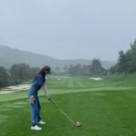 Ko Sung-hee Instagram – 🩷💚 No explanation is needed 〰️ You’re the best @thegreencup.official ⛳️
.
.
.
👸🏻 @limji0509 
📸 @jdzcity 

(상을 향한 과한 승부욕으로 엄지를 잃을 수 있으니 주의하자👍🏻)