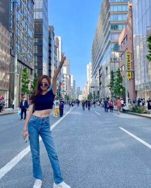 Ko Sung-hee Instagram - My late #Tokyo 🇯🇵 Diary 🍣🐷
(🤳10장으로는 하루 기록도 부족) 하이라이트는 마지막에❤️