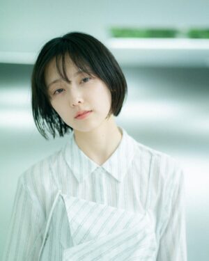 Konatsu Kato Instagram - デジタル写真集 @resonance_editor 
7月8日に発売します。
本日から予約が始まりました。

細居さんの写真が好き。
2年置きに撮ってもらっていて18歳、20歳、22歳(撮影時)
私にとって大切な時に目の前にいる人。

今回の撮影中
「声を聞きにきてる」って言う細居さんに
『写真撮ってください』って言う
もうそれだけで仕事続けててよかったって思える
また会えるまでがんばる私が居ると思う

デジタル写真集是非。