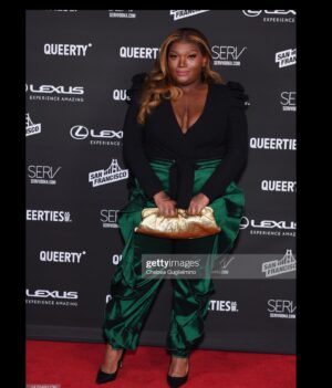 Kornbread Jeté Instagram - Many years I completely HATED looking at myself. And it’s not a weight thing but gender and acceptance. I can fully say… now when I look at a picture of Demoria I feel beautiful. And I know y’all stay hyping me. But it hits different when you feel it about yourself. My heart is happy.