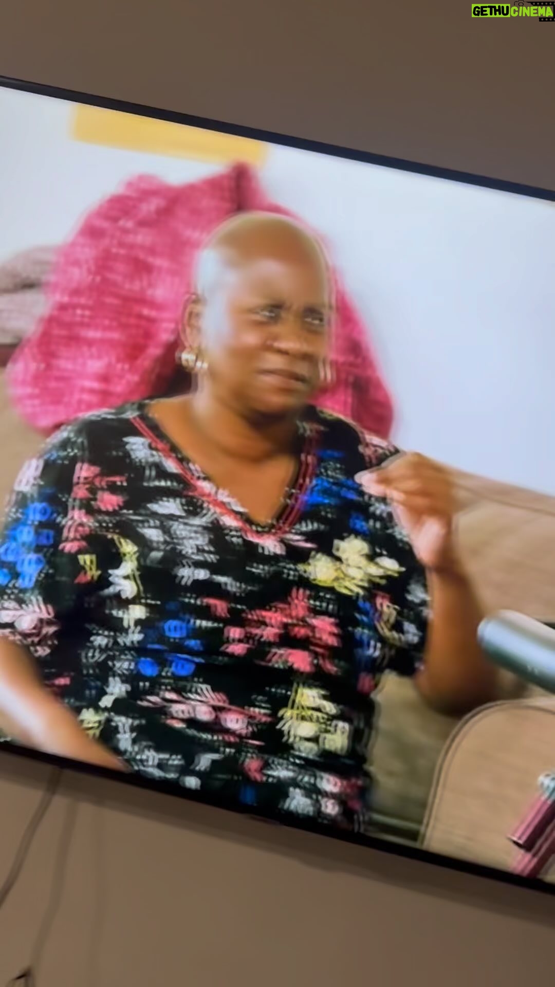 Kornbread Jeté Instagram - Baby 1000 Pound Sister be having me WEAK! Cuz did that lady keep the money or?!