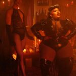 Kornbread Jeté Instagram - Nothing sexier than Trans Men and Butch Queens up in PUMPS. 🥵🥵🥵🥵 @yeah_thas_me @jakedupree @ezramichelmusic @gabe__tha__bab3 @aahmedsam Hair: @wigsbycross_ Fit: @dhaleterdesign Nails: @nailedbyjoseph BTS SHOTS: @dmvrtinez.jpg
