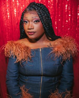 Kornbread Jeté Instagram - The doll in question. 

📸: @yuqstudios 
👗: @dhaleterdesign 
💇🏾‍♀️: @fetchasswigs 
👜: @newbottega