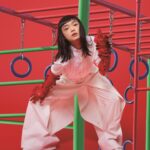 Kotone Furukawa Instagram – *
【雑誌】「装苑 2022年1月号」
表紙、特集巻頭企画に登場しています
・
mottyさんの手にかかれば世界はじゆう
・
art director: @_motty_ 
camera: @yoshitakehamanaka 
stylist: @eieioieie 
hair&make: @kyontokio