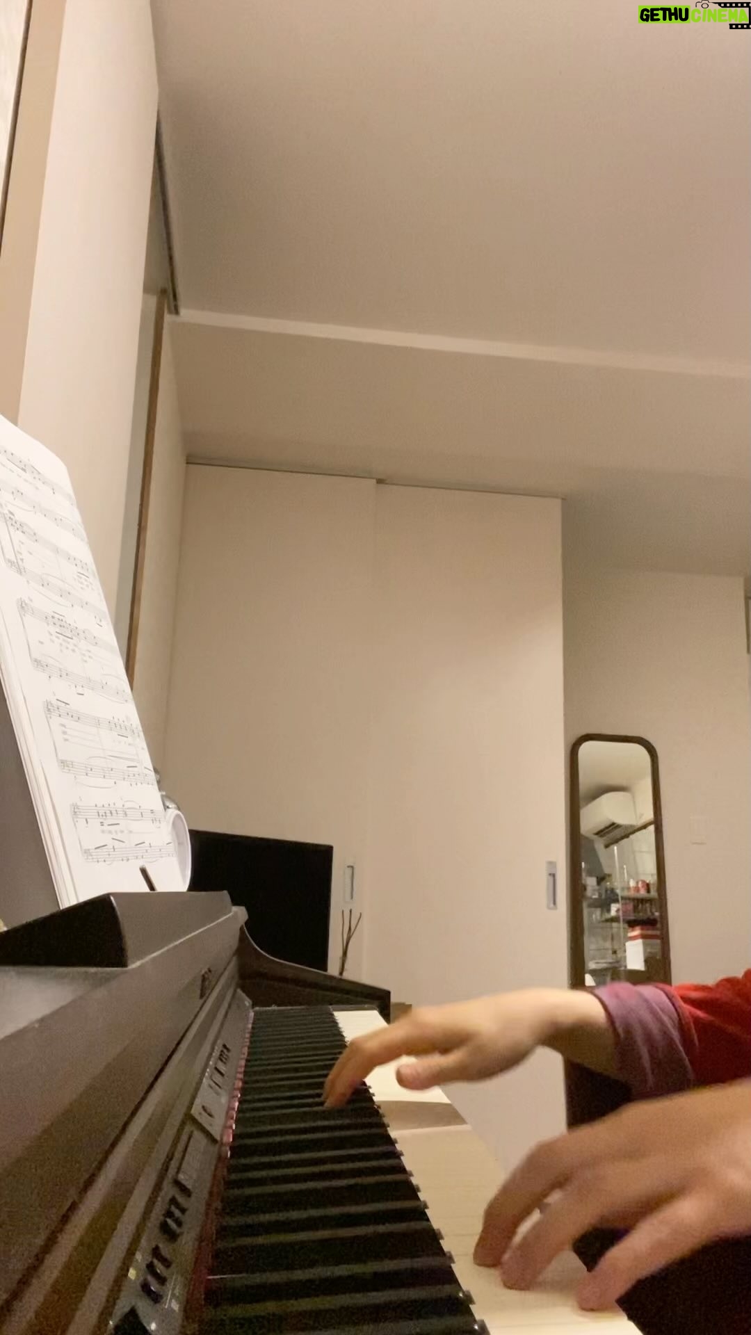 Kotone Furukawa Instagram - 🎄 去年ストーリーにあげたもの🎹 ぐだぐだだけど🙏 星落ちる地の君に、静かな夜が訪れますように。 ・ Christmas, just a year ago🎹it’s messy😂 May you live in the place where stars fall have a calm night.
