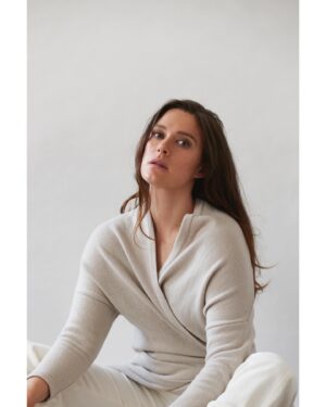 Krista Kosonen Instagram - ☁️☁️☁️

pic: @elinasimonen 
muah: @maria.kiviaho 
#elinasimonenphotography