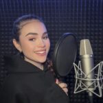 Kristal Shine Instagram - Predstavujem vám kúsok z mojej novej songy! Čo na ňu hovoríte? Ja z nej mám veľkú radosť. A dúfam, že sa vám bude páčiť.🫣❤️
