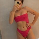 Kristal Shine Instagram - ☀️🏝️