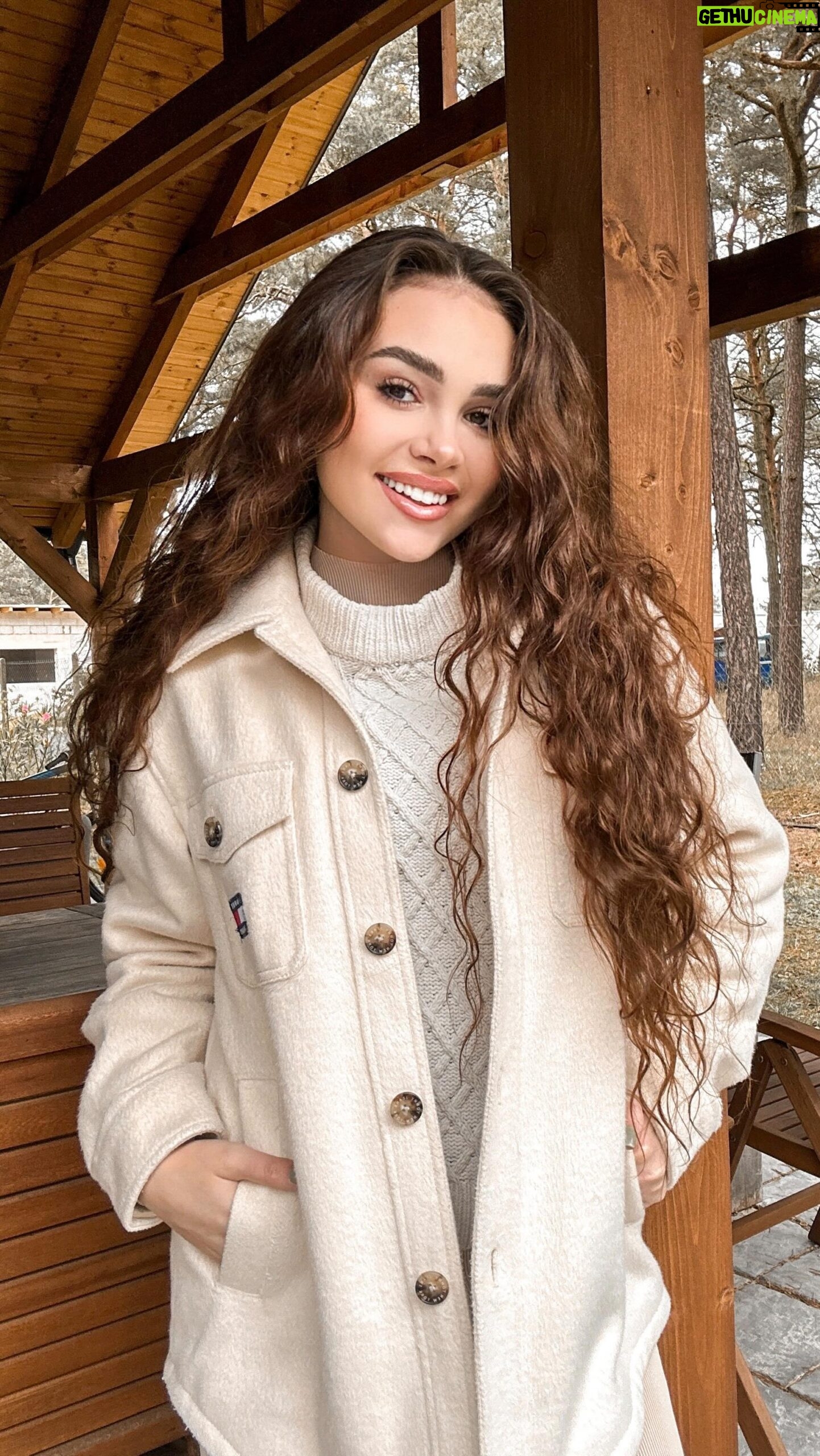 Kristal Shine - 2.6K Likes - Another autumn outfit inspoππ«Άπ»
#autumnvibes #cozy #cozyvibes #autumnoutfit #fitcheck #pinterestfashion #fashionstyle #fashion #autumnmood