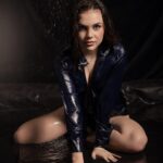 Kristal Shine Instagram - Jedno z najzaujímavejších fotení ktoré som mala!🤩 Ďakujem @kaja_lauferova_photo že si niečo takéto skvelé vymyslela!🫶🏻