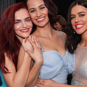 Kristen Gutoskie Instagram - Oh what a night. Filled with gratitude. Thank you so much @sagawards for having me. I had the most magical evening 💙
And to my @handmaidsonhulu loves- you light my heart on fire I love you all so much 💃🏻 And an extra special thank you to the amazing @mrmontyjackson for styling me and my incredible glam team @tobyfleischman @craiggangi 💙💙💙 Got to feel like a princess for a night 🥰

Dress @jennypackham 
Jewels @heartsonfireco
@memoirejewelry
