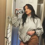 Kristen Stadtlander Instagram - I took about 73 different pictures and this is the only one I liked. shameful. do better kristen. #idontknowwhattodowithmyhands #butialsodontknowwhattodowithmyface