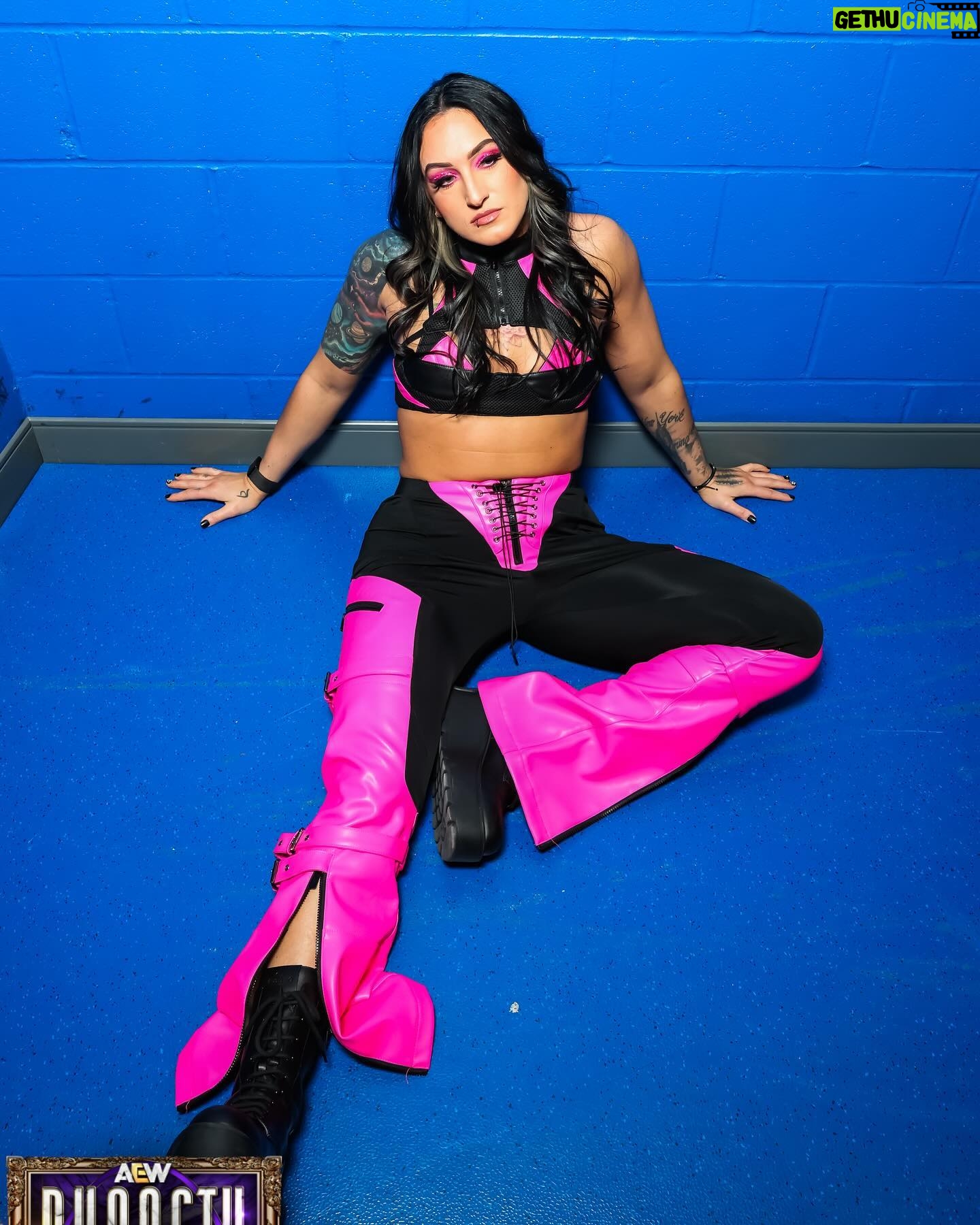 Kristen Stadtlander Instagram - #aewdynasty #willowisthetbschamp #adrenalineexpress #wrestling #notatoy