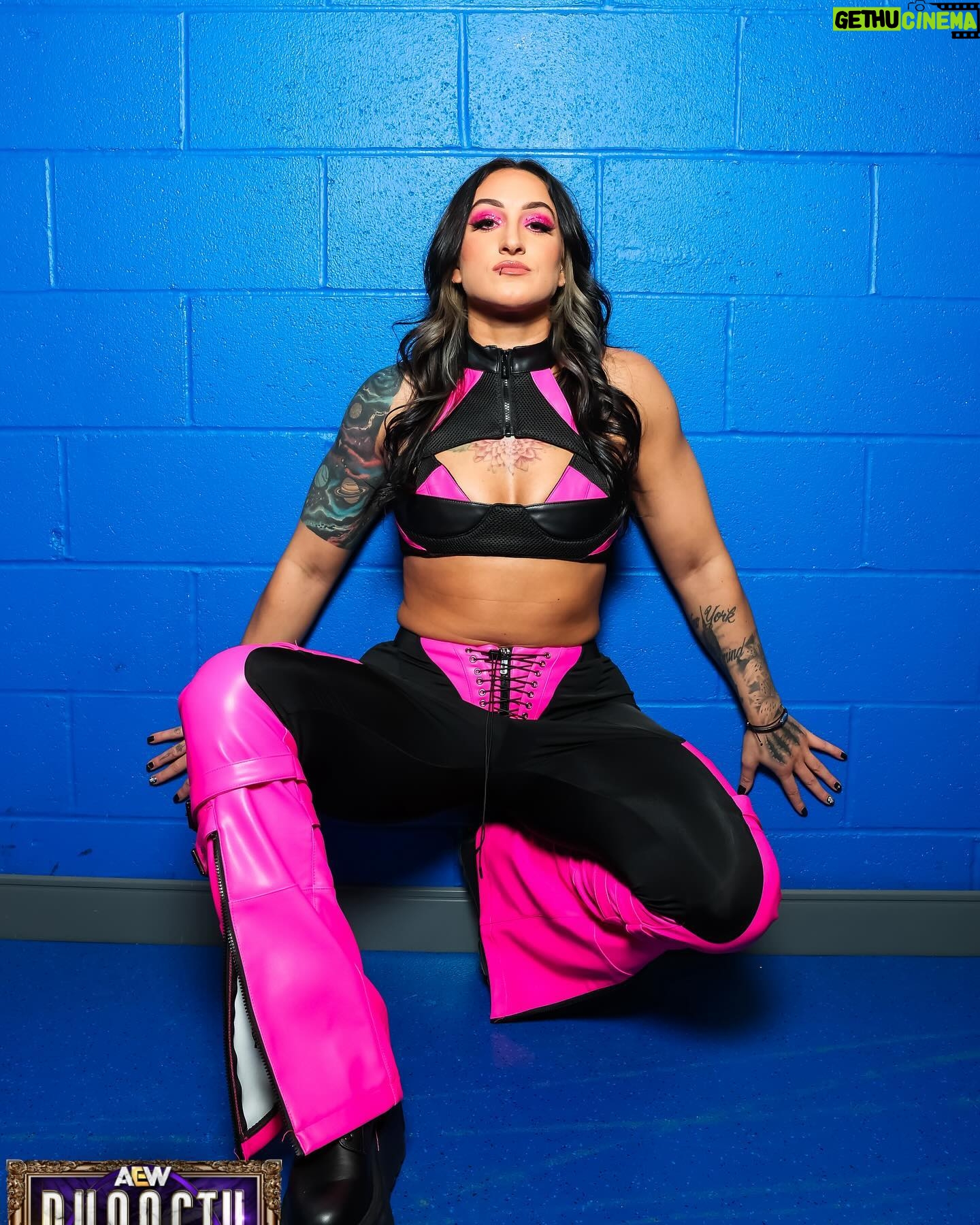 Kristen Stadtlander Instagram - #aewdynasty #willowisthetbschamp #adrenalineexpress #wrestling #notatoy