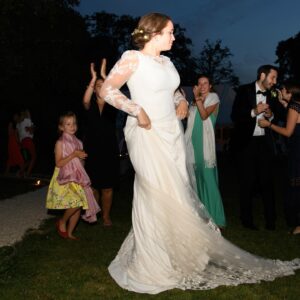 Kristin Scott Thomas Instagram - A jewel of a daughter on this #nationaldaughtersday is @hannaho who is seen here bravely accepting my hairdressing talents. It was a few years ago on her wedding day and I had veil duty. (For an obscure reason I’m in my nightdress. Never mind. )  The man laughing is hairdressing wizard and dear friend @cyrilhair. And this lovely picture was one of many taken by @morganpogiony 
  This woman my daughter, is a marvel and I am amazed and grateful for her intelligence, wit, beauty and kindness. My girl ❤️