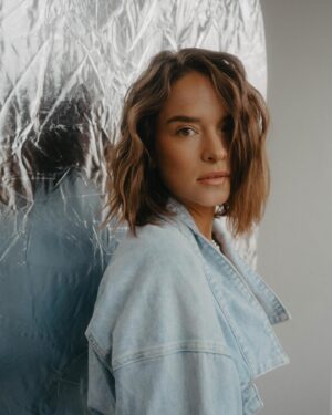 Kristína Svarinská Instagram - Caption:

Grounded in her real world.

📸 @katarinaslesar 
👗 @who.is.laska 
💅🏻 @makeupbykatka 

#photoshoot #havingfun #denimonskin #messyhair #takemeanywhere #catchmeifucan #playinbymyownrules